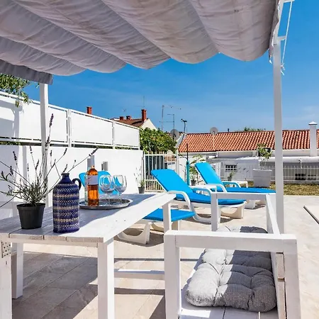 Amazing Two Studio With Pool Appartement *