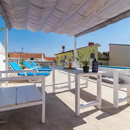 Amazing Two Studio With Pool Appartement