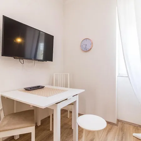 Amazing Two Studio With Pool Appartement *