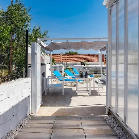 Amazing Two Studio With Pool Appartement