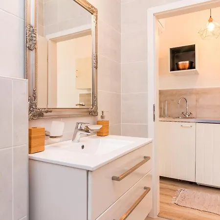 Appartement Amazing Two Studio With Pool